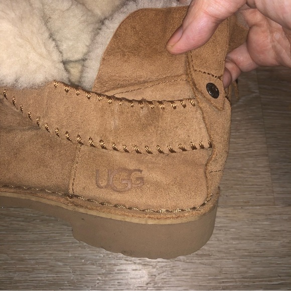 Ugg ladies winter boots bootie’s size 7 - Picture 5 of 8